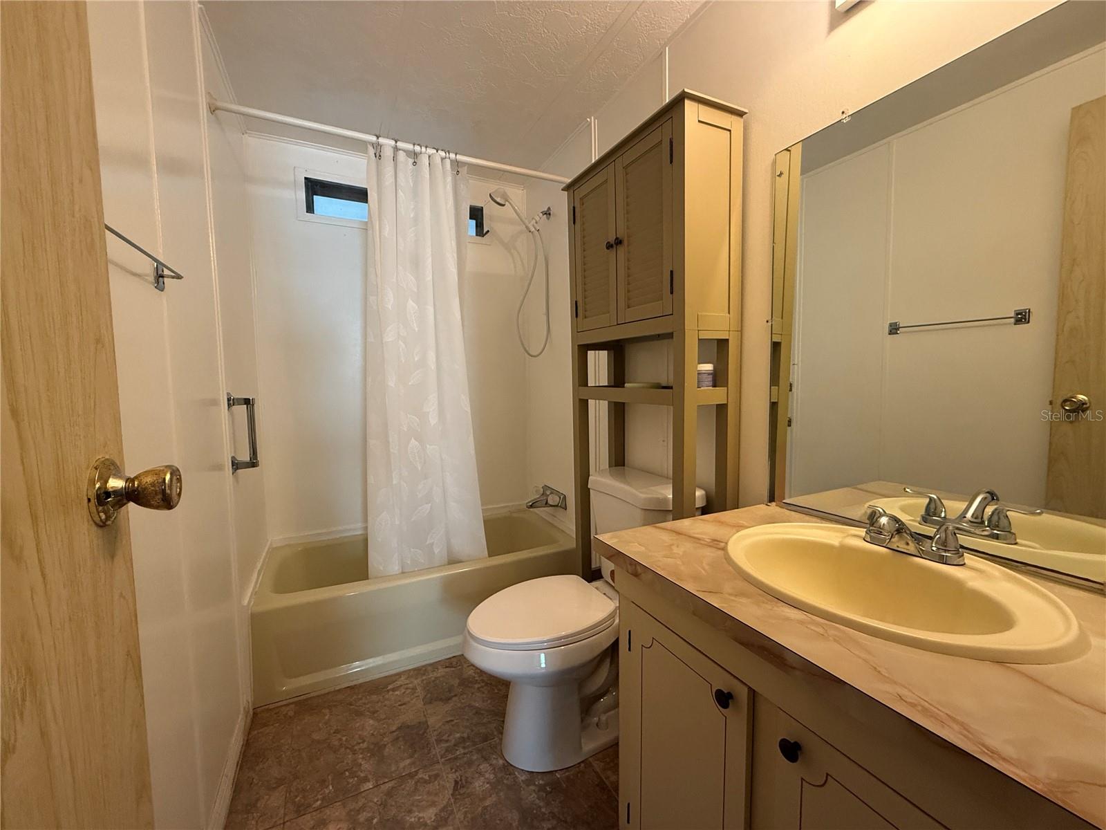 225 N SAINT THOMAS CIR — photo 12