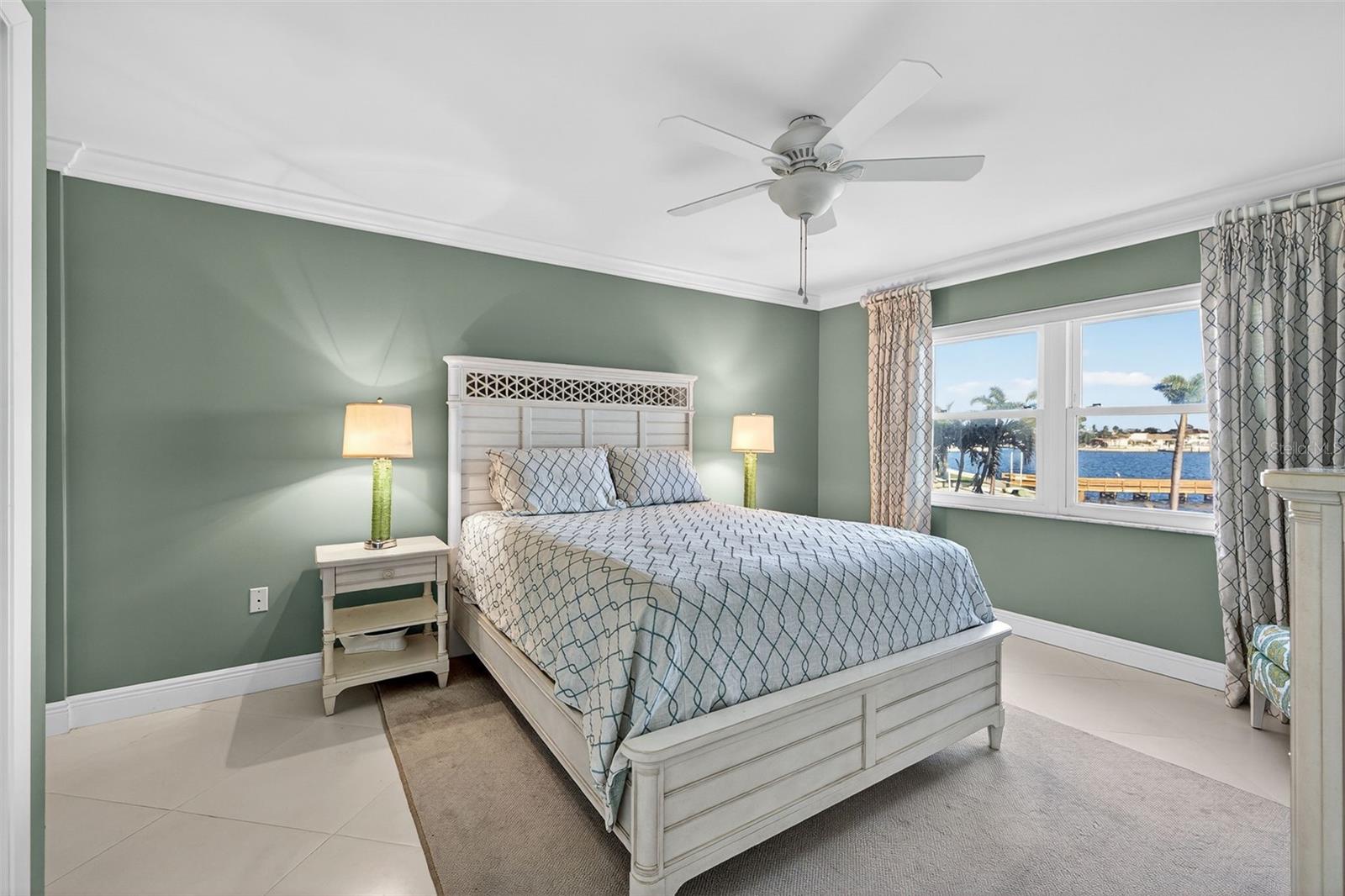 5130 BRITTANY DR S #201 — photo 18