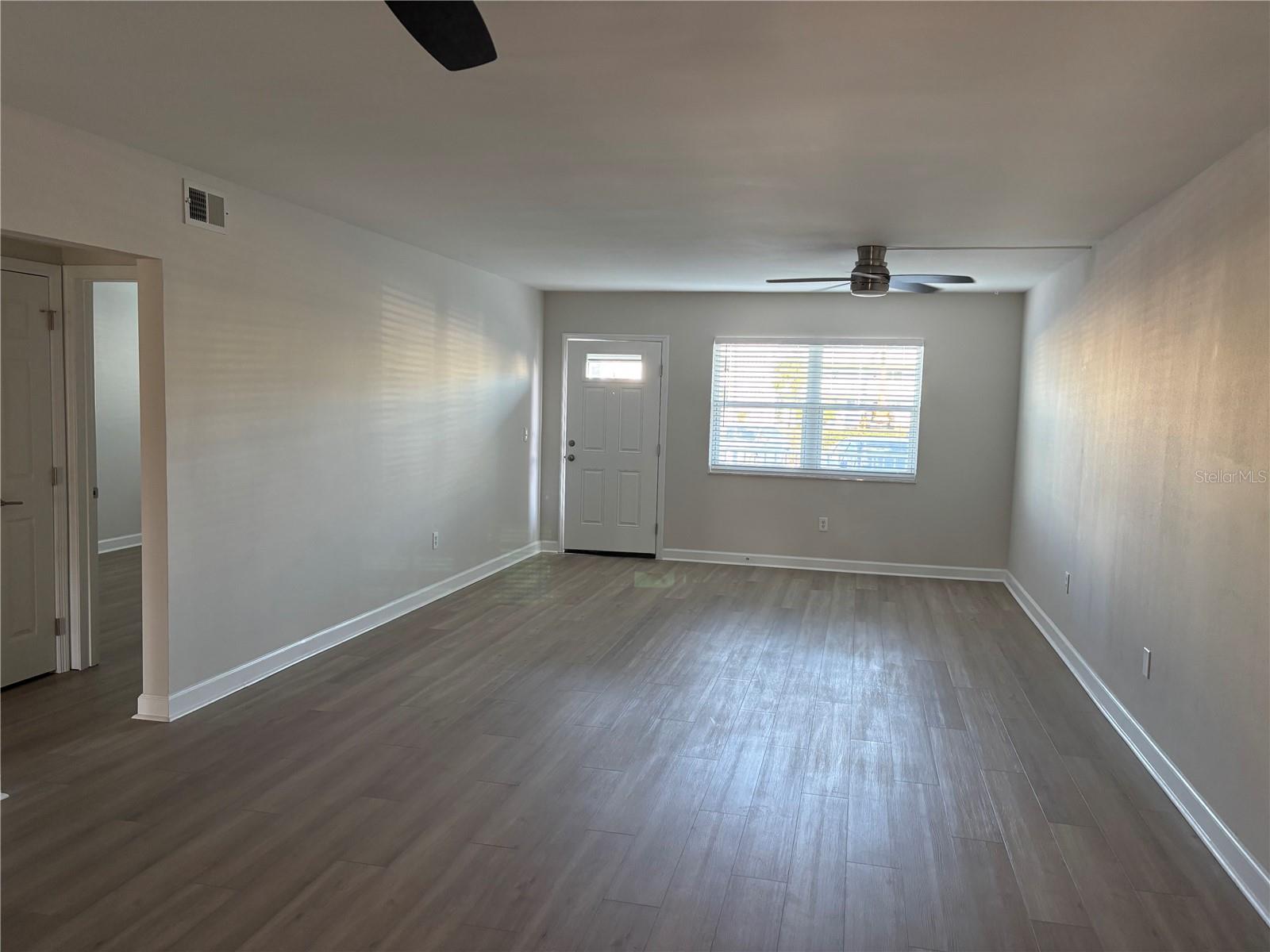 1893 SHORE DR S #114 — photo 4