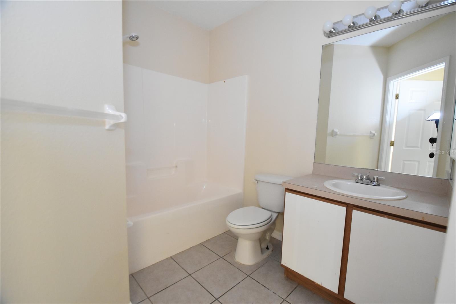 9612 SEADALE CT #201 — photo 24