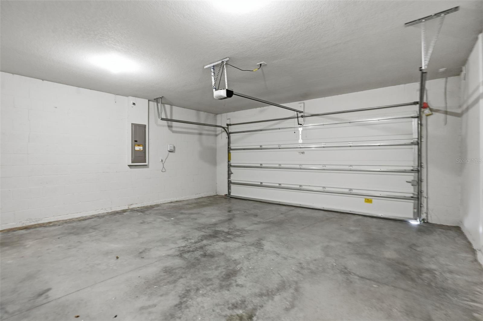 10402 HAWKS LANDING DR — photo 43