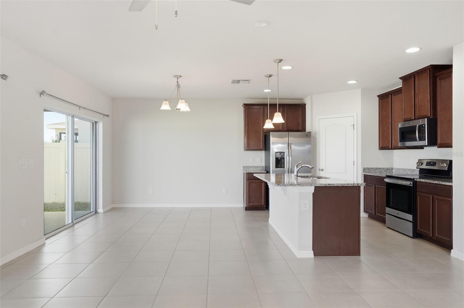 10402 HAWKS LANDING DR — photo 9