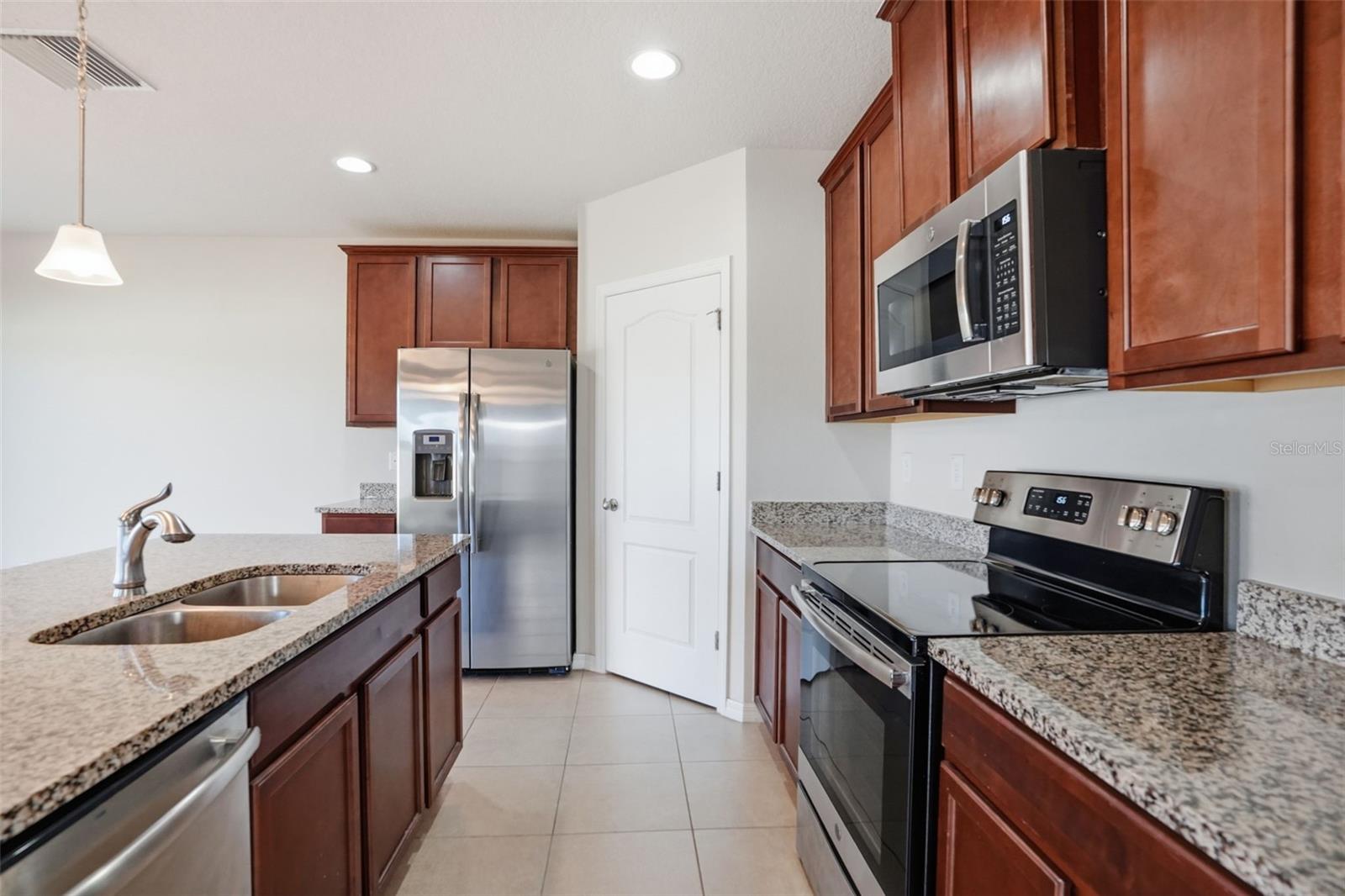 10402 HAWKS LANDING DR — photo 14