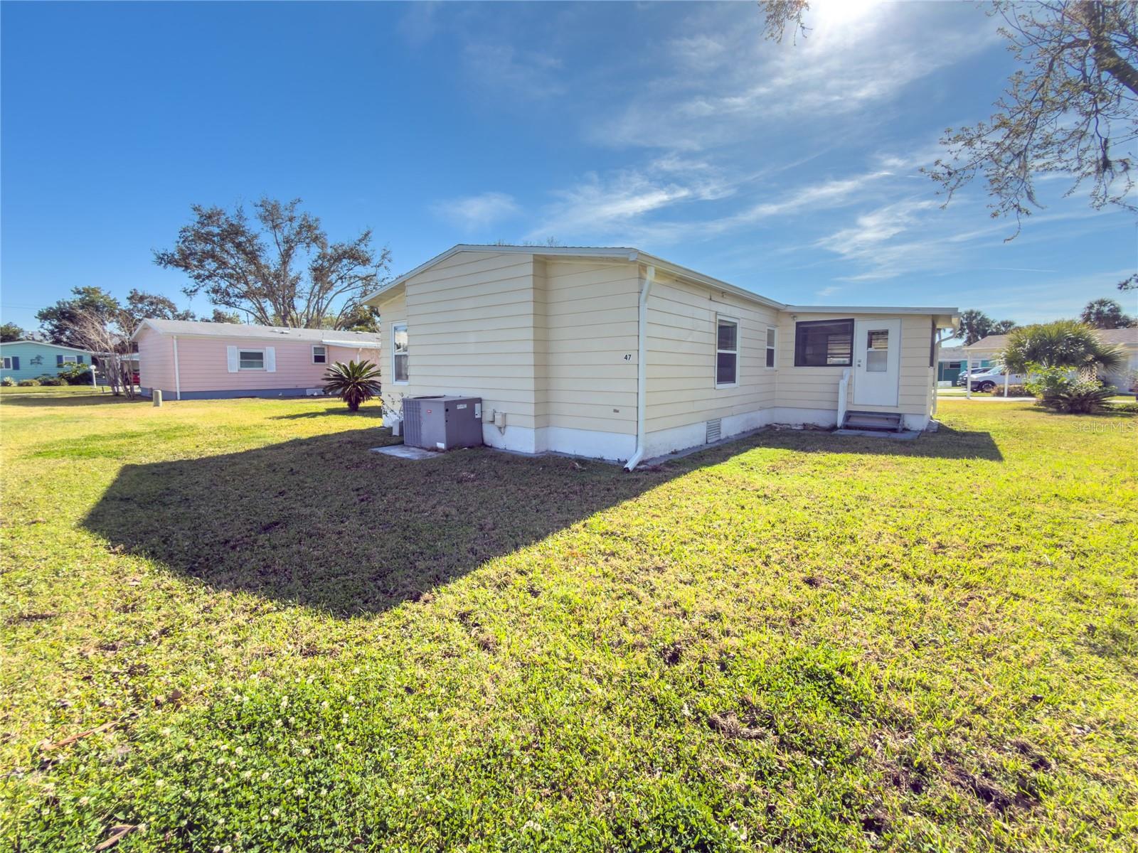 47 QUAIL CT — photo 28
