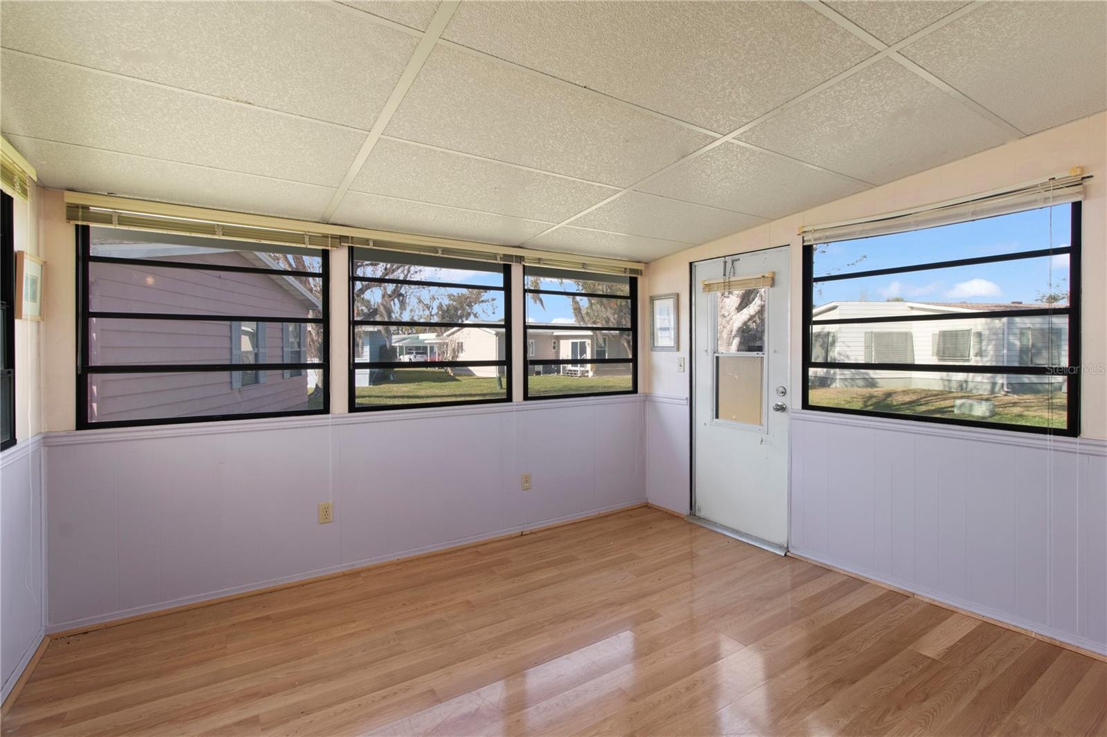 47 QUAIL CT — photo 25