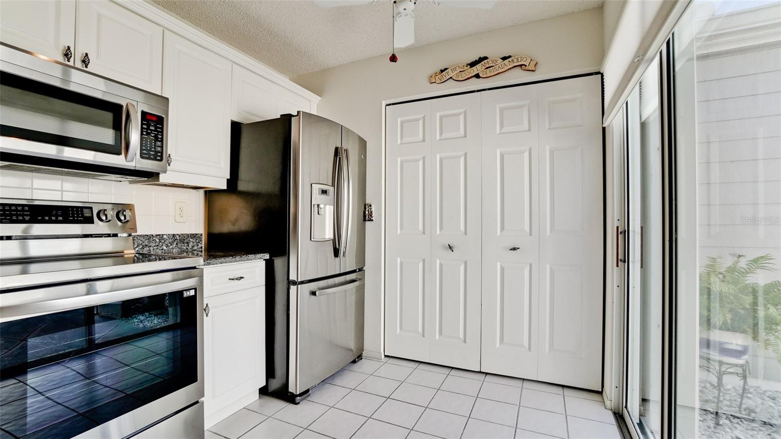 507 SANDERLING CIR — photo 18