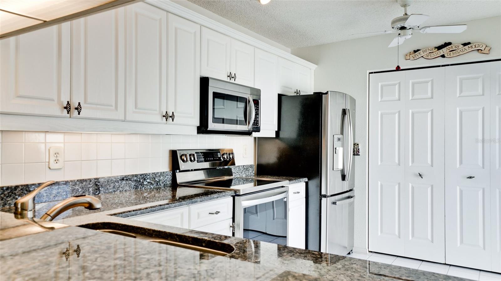 507 SANDERLING CIR — photo 16