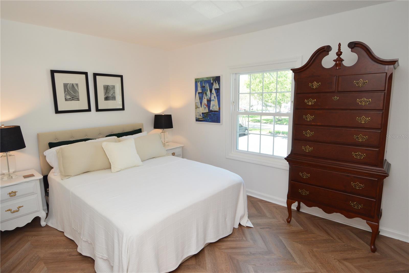 5048 BEACH DR SE #F — photo 37