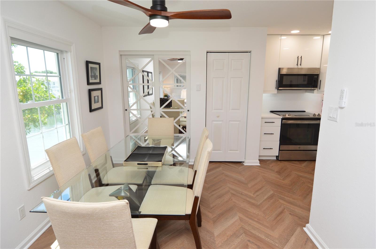 5048 BEACH DR SE #F — photo 8