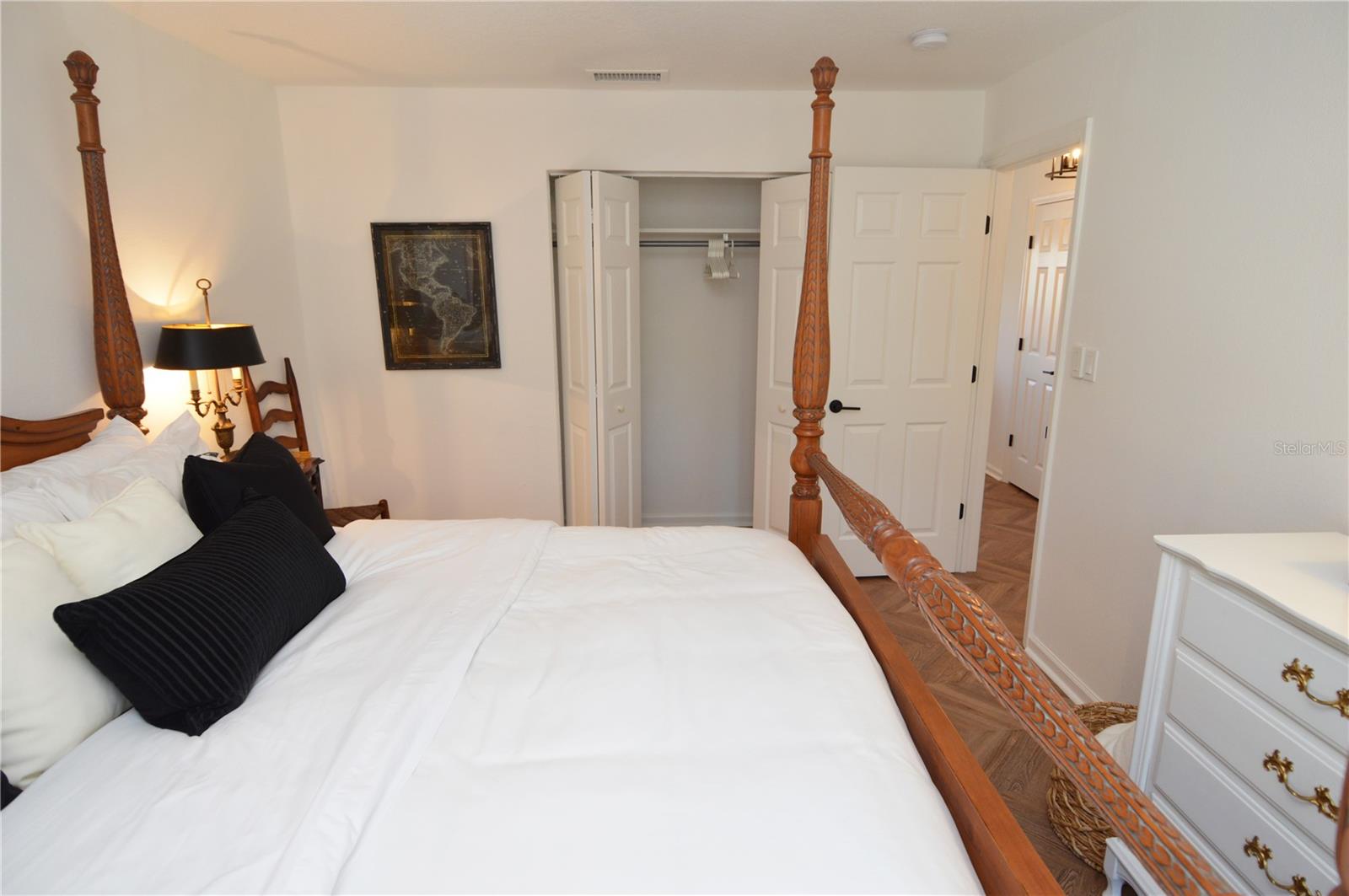 5048 BEACH DR SE #F — photo 27
