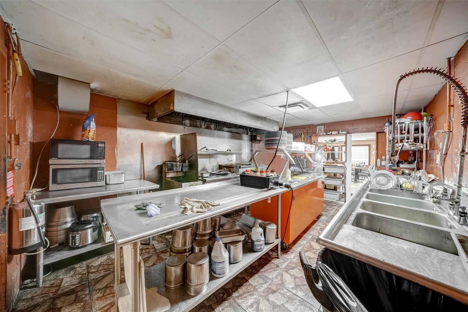 5202 N NEBRASKA AVE E — photo 9