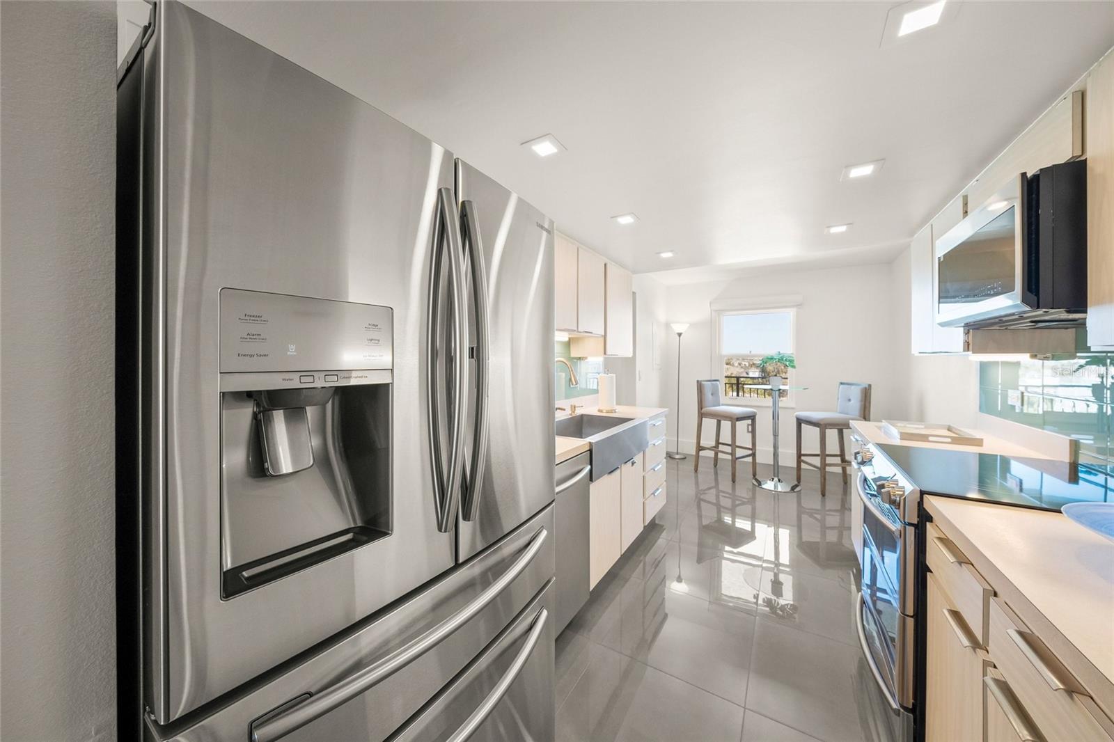 420 BEACH RD #606 — photo 32