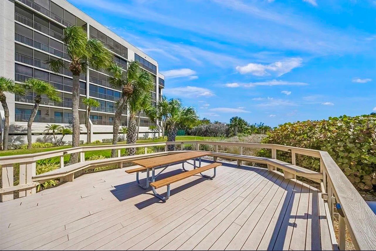 420 BEACH RD #606 — photo 47