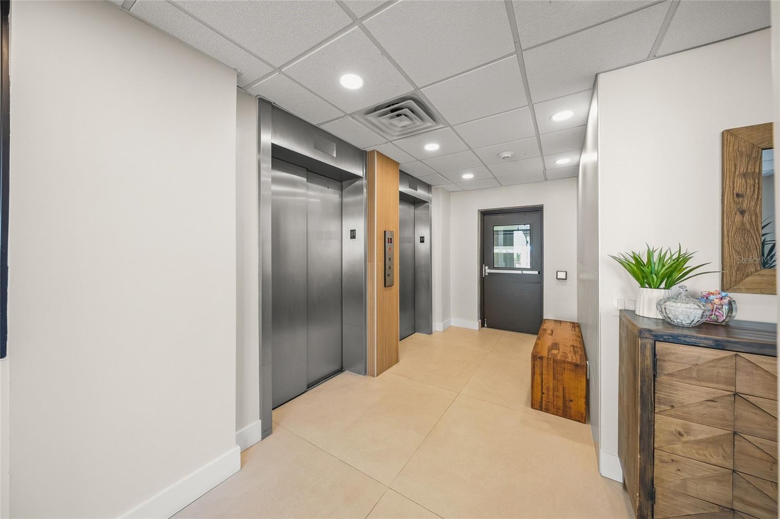 420 BEACH RD #606 — photo 37