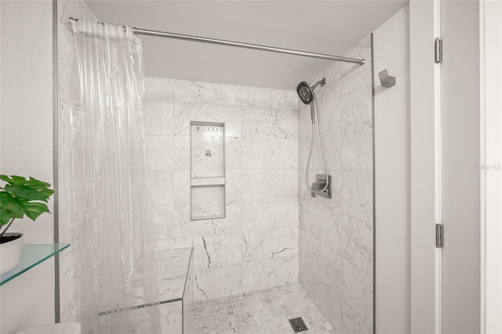 420 BEACH RD #606 — photo 20