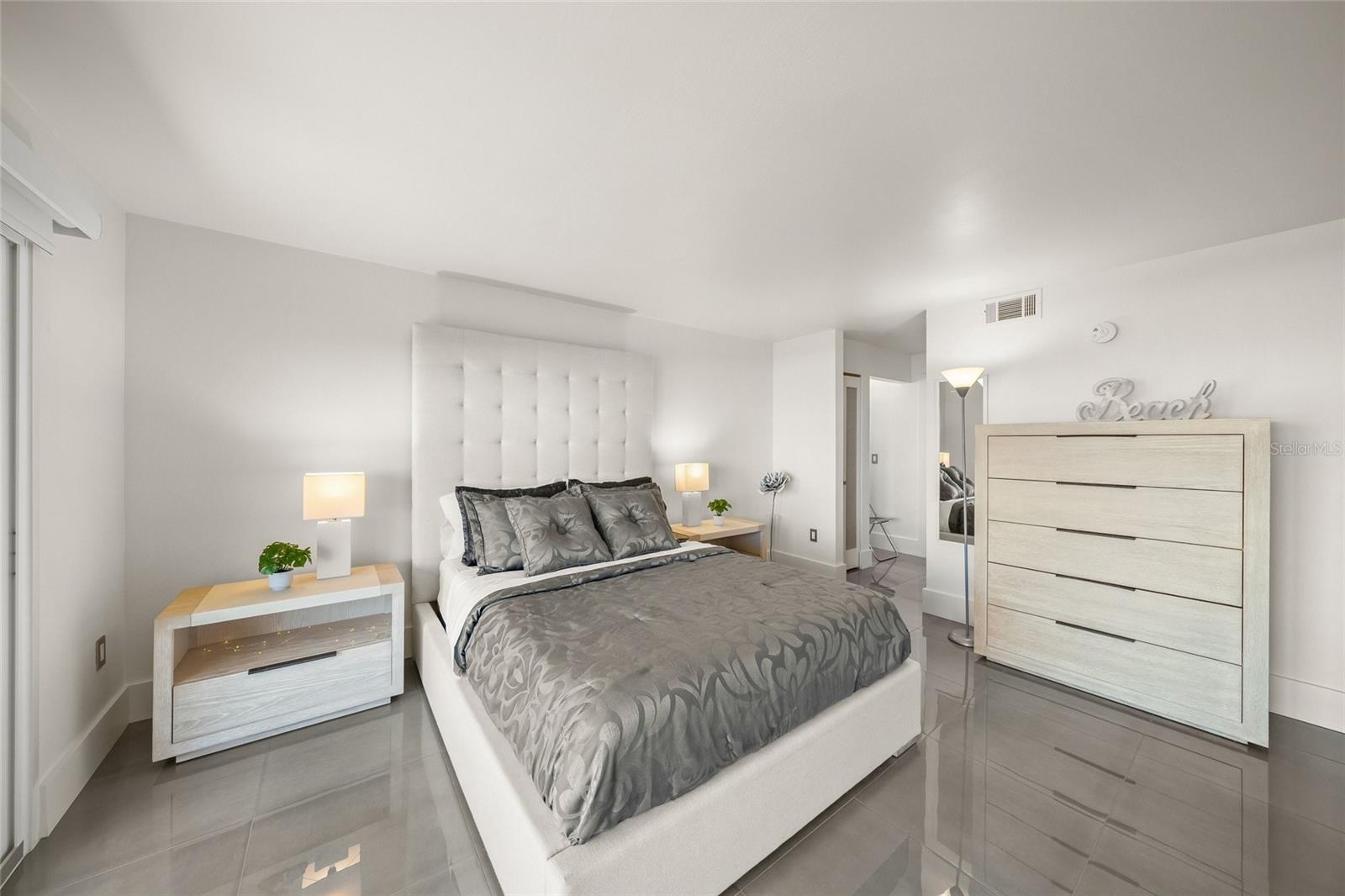 420 BEACH RD #606 — photo 15