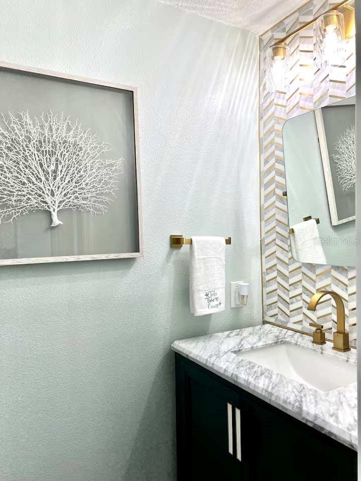 547 BAHIA BEACH BLVD — photo 32