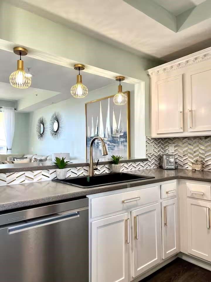 547 BAHIA BEACH BLVD — photo 19