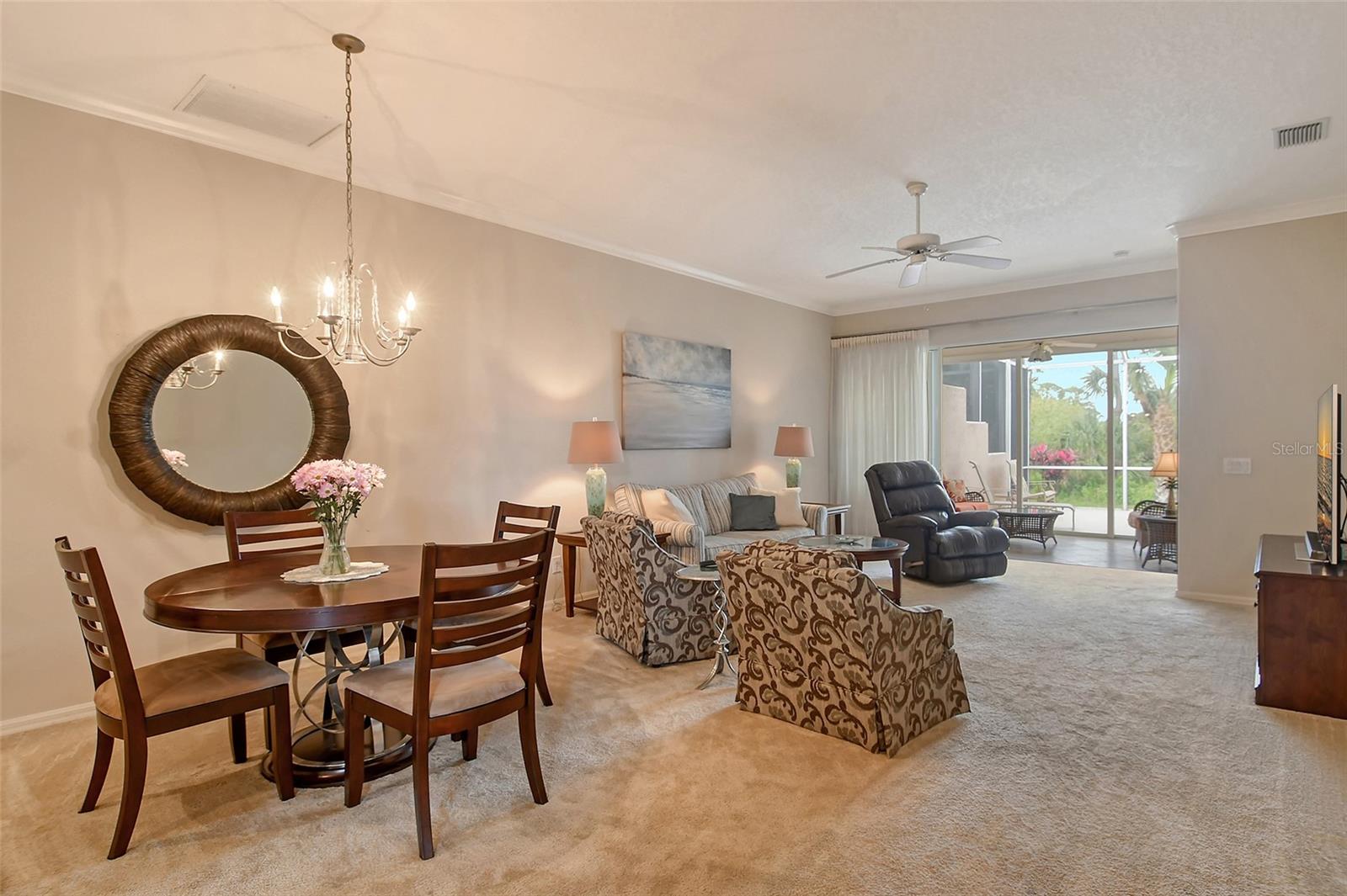 9411 FOREST HILLS CIR — photo 10
