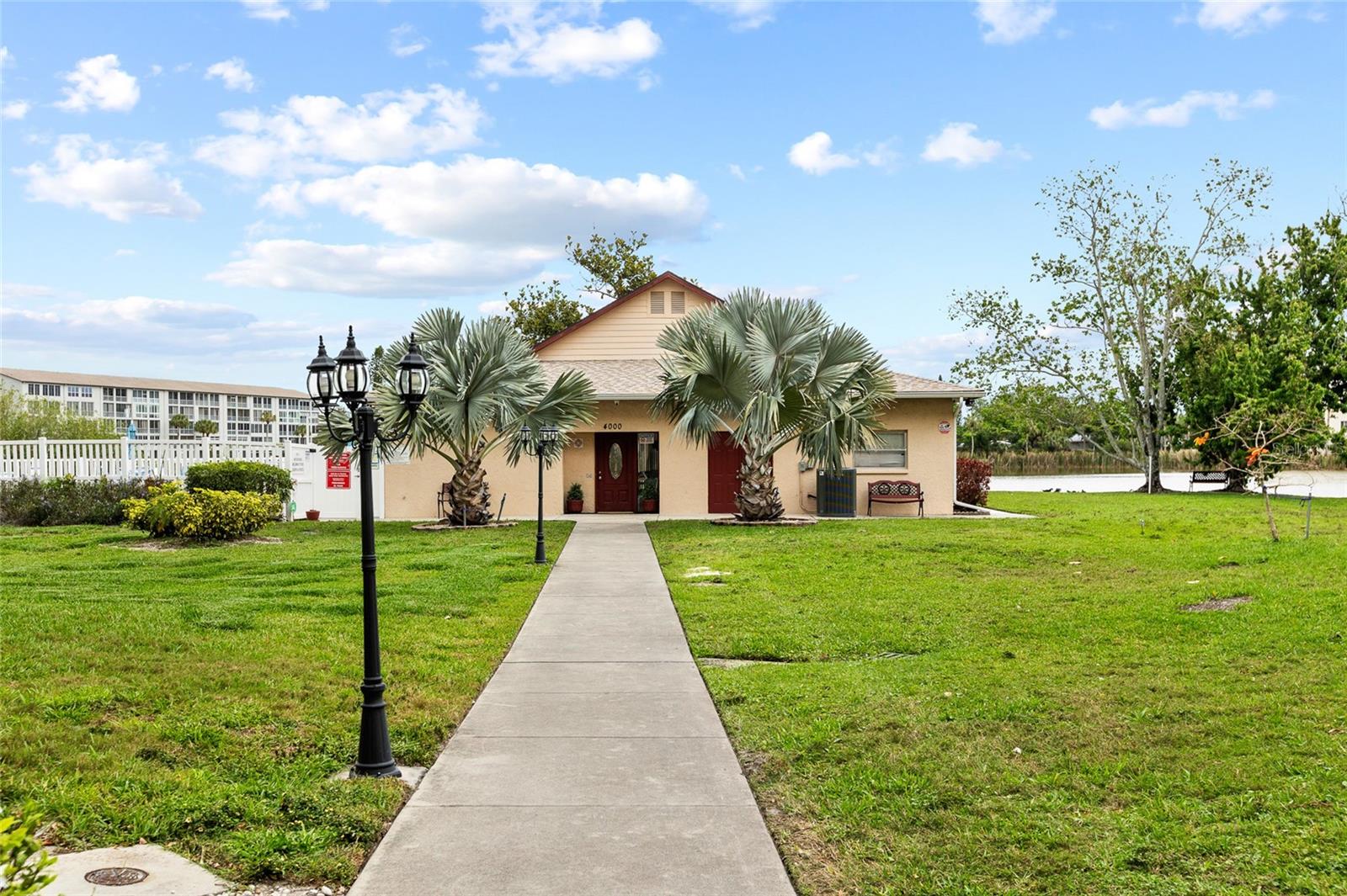 3959 LAKE BAYSHORE DR #F 412 — photo 31