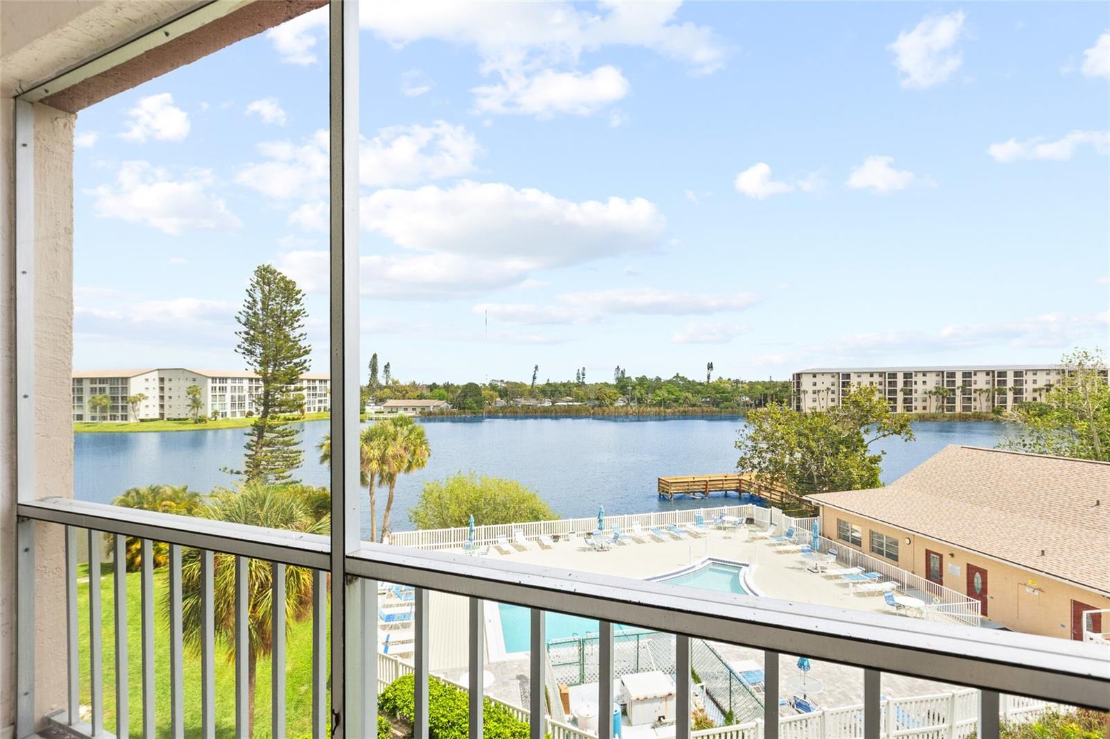 3959 LAKE BAYSHORE DR #F 412 — photo 2