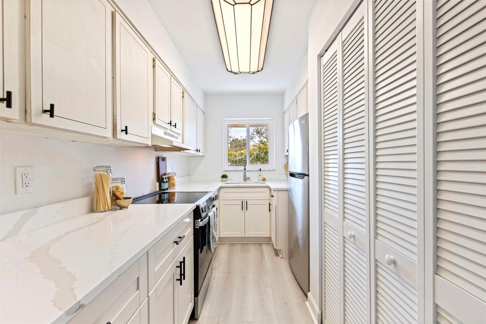 4480 OVERLOOK DR NE #12 — photo 4