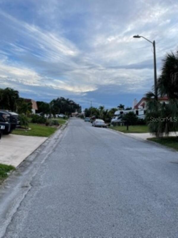 5008 ENSIGN LOOP — photo 4