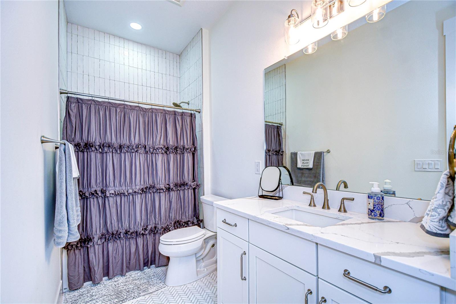 111 ALAFIA ESTATES LN — photo 31