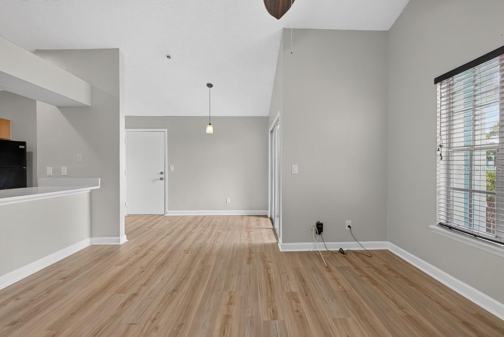 3002 W CLEVELAND ST #D11 — photo 9