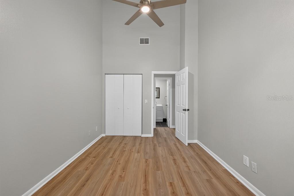 3002 W CLEVELAND ST #D11 — photo 31