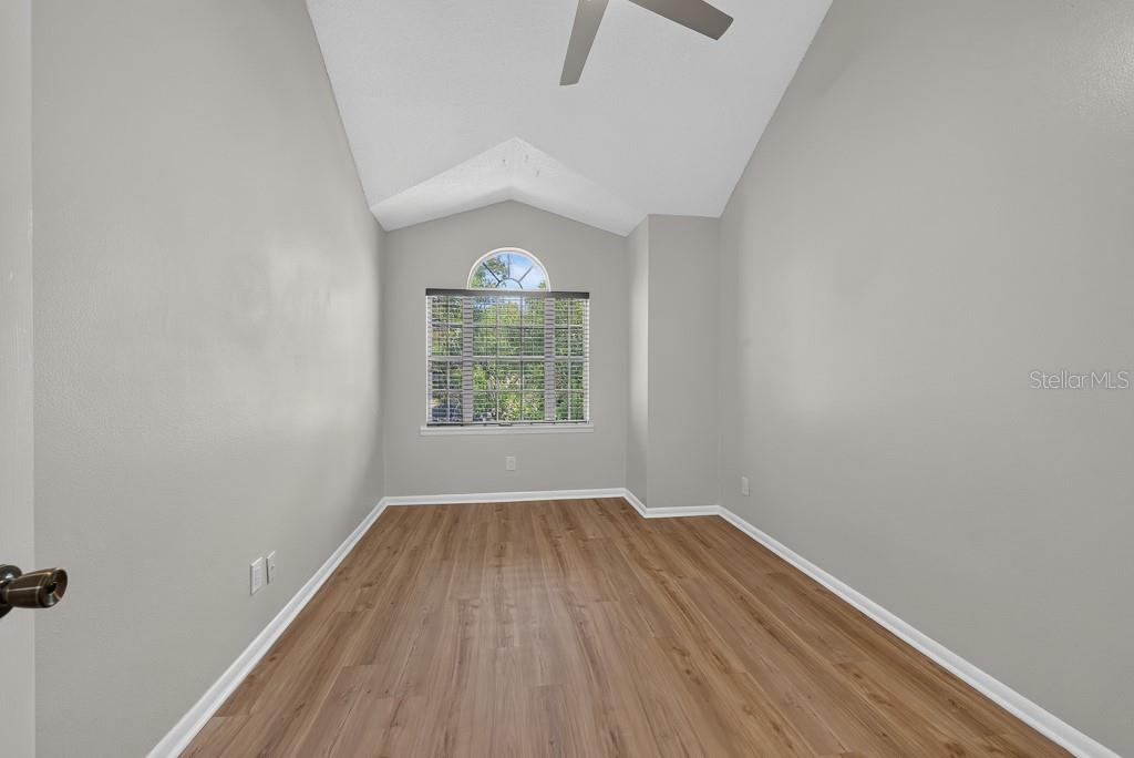 3002 W CLEVELAND ST #D11 — photo 29