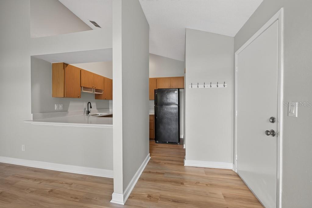3002 W CLEVELAND ST #D11 — photo 12