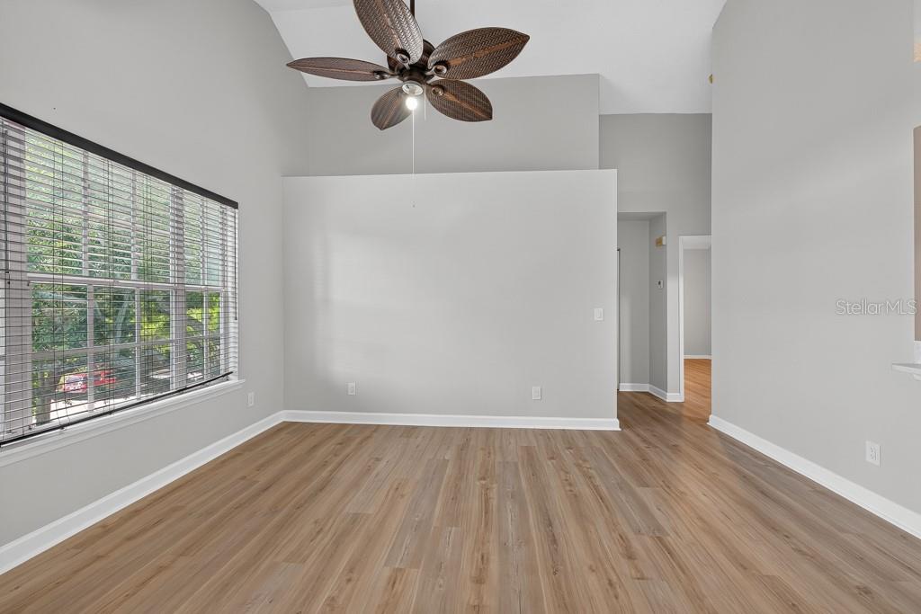 3002 W CLEVELAND ST #D11 — photo 11