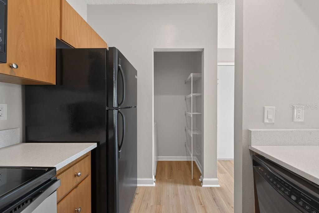 3002 W CLEVELAND ST #D11 — photo 20