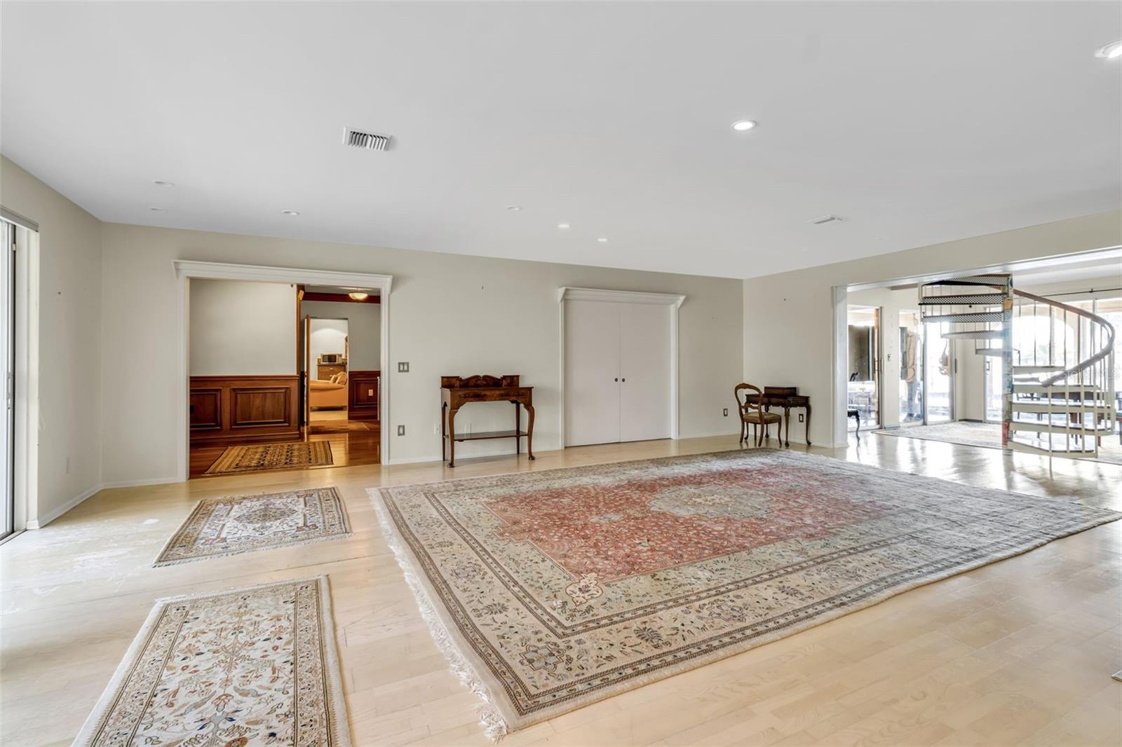 1504 S LODGE DR — photo 28