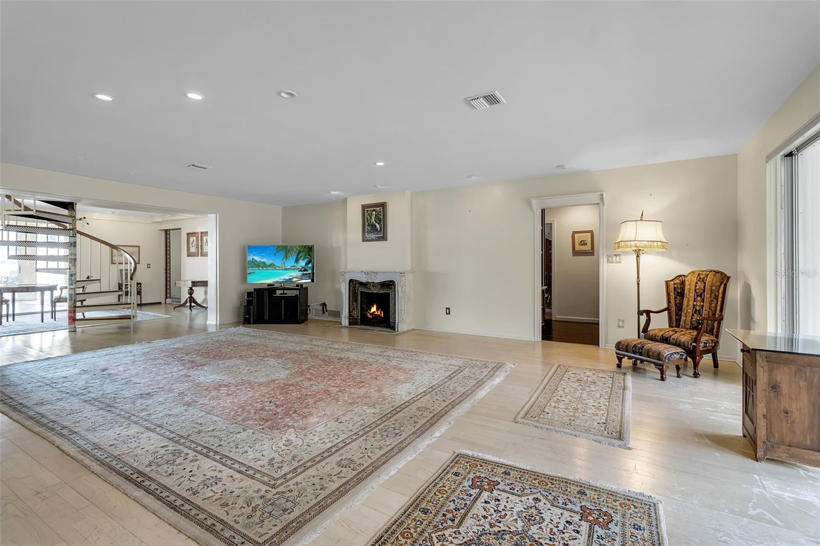 1504 S LODGE DR — photo 27