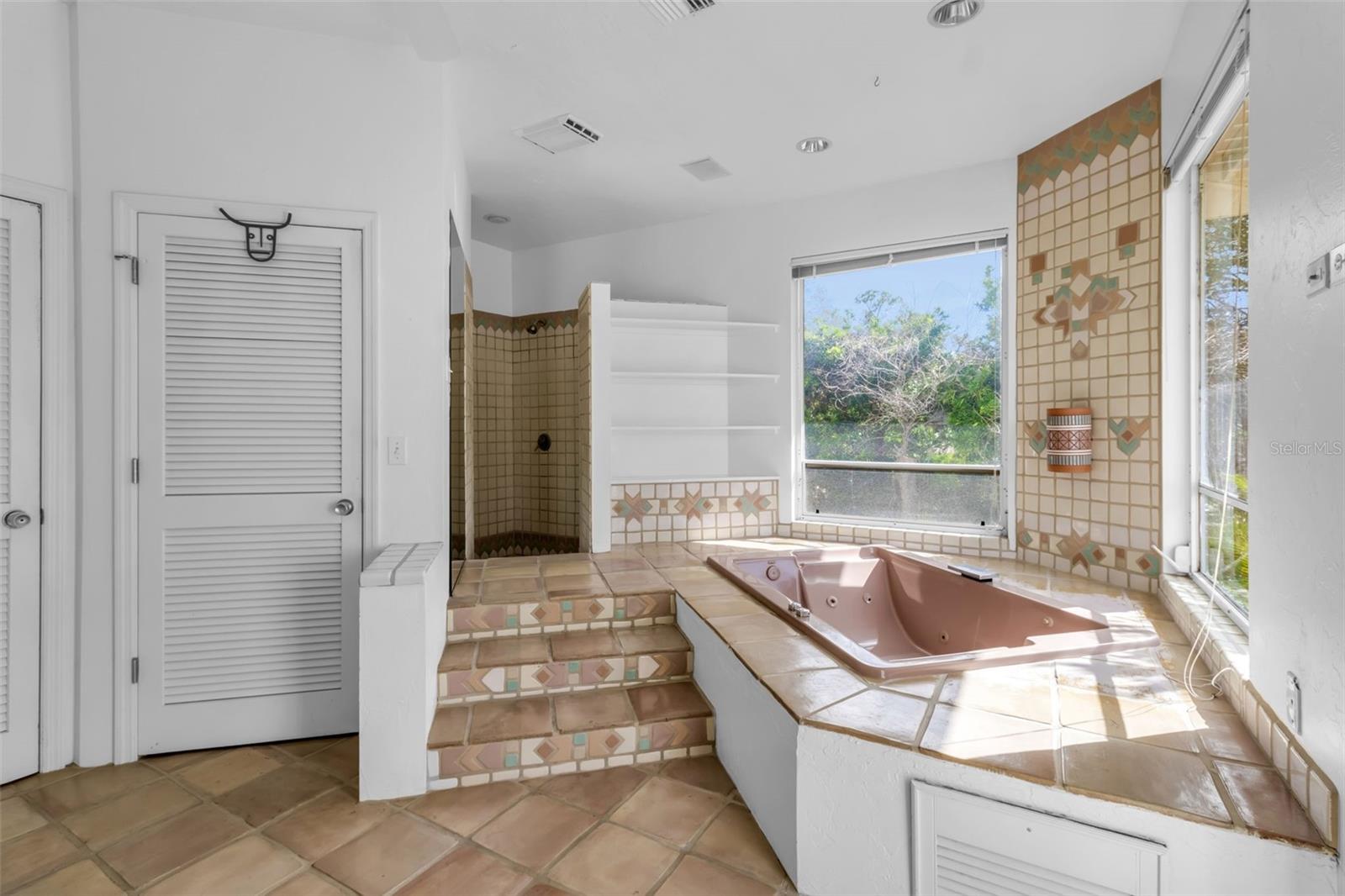 1504 S LODGE DR — photo 42
