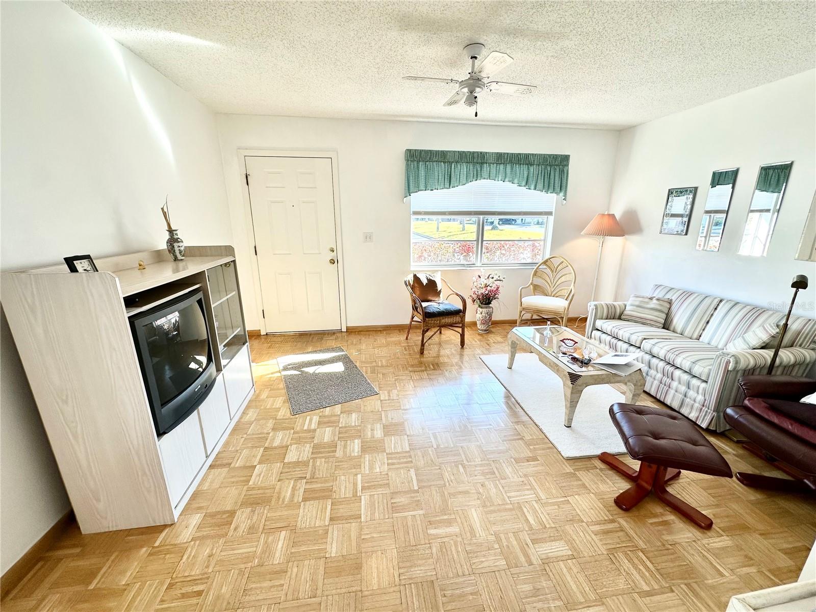 2476 ENTERPRISE RD #6 — photo 7