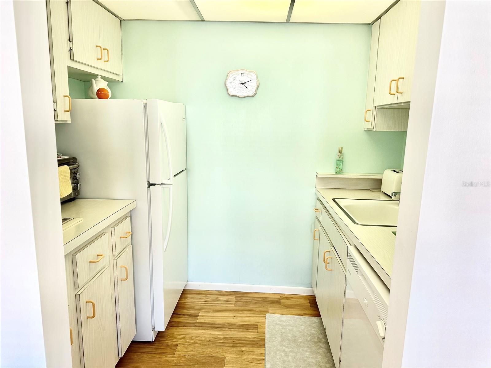 2476 ENTERPRISE RD #6 — photo 10