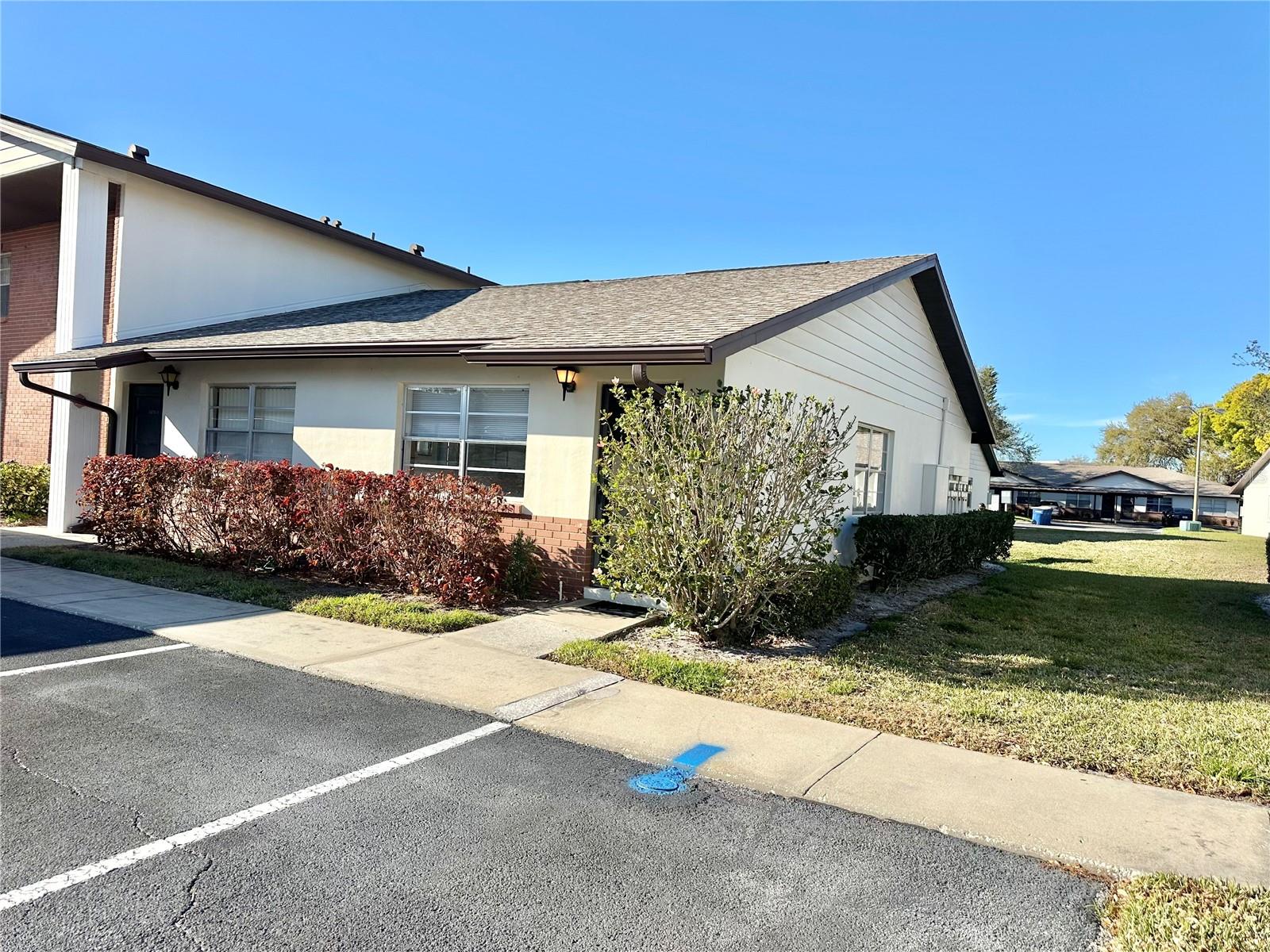 2476 ENTERPRISE RD #6 — photo 3