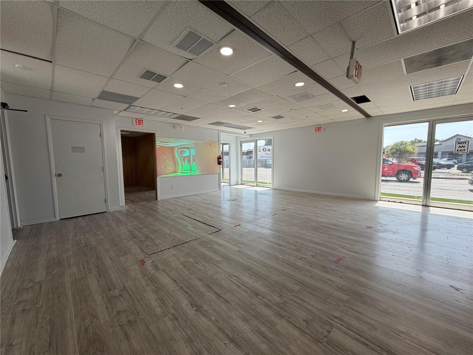 3418 W SWANN AVE #200 — photo 9