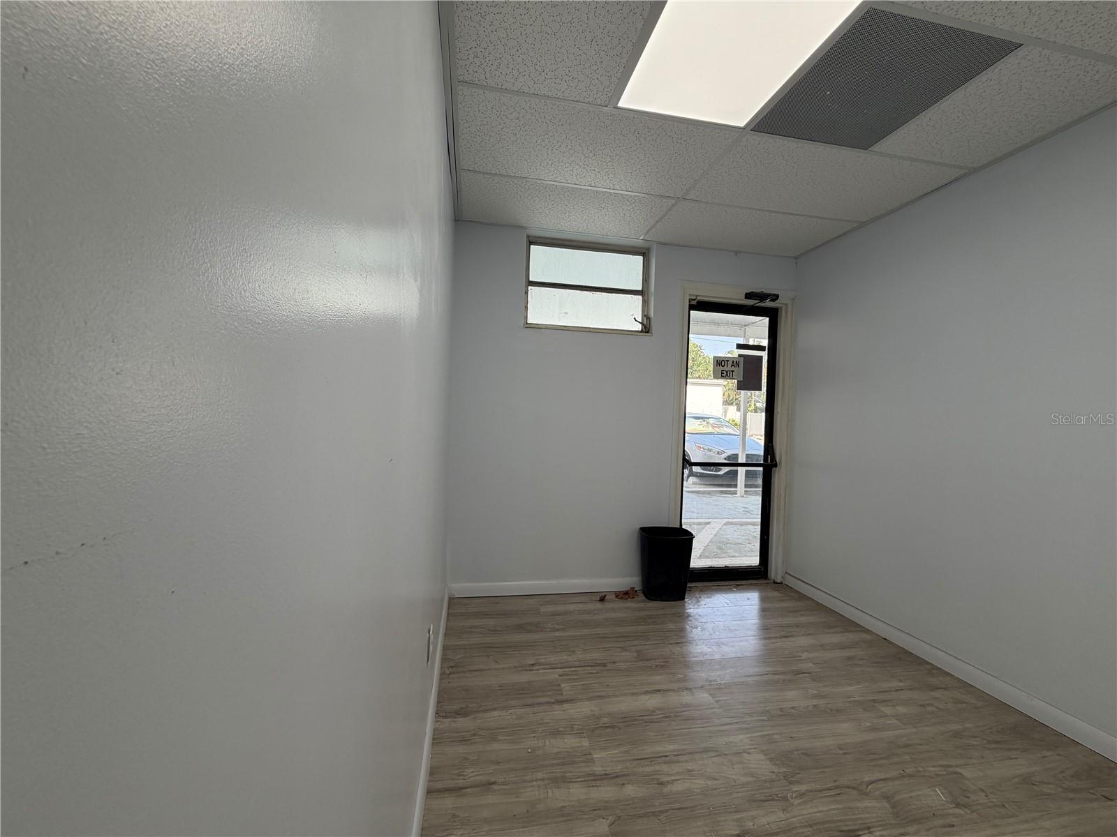 3418 W SWANN AVE #200 — photo 27