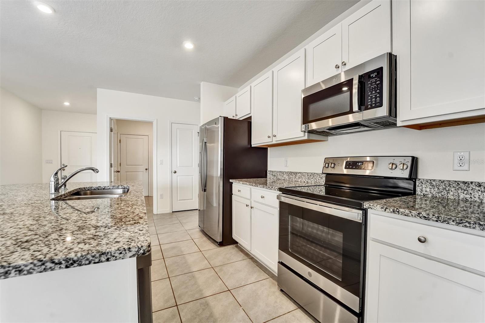 6978 FABEN LN — photo 6