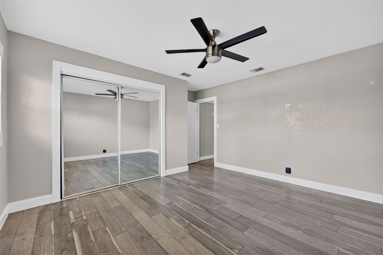 2714 W GRACE ST — photo 21