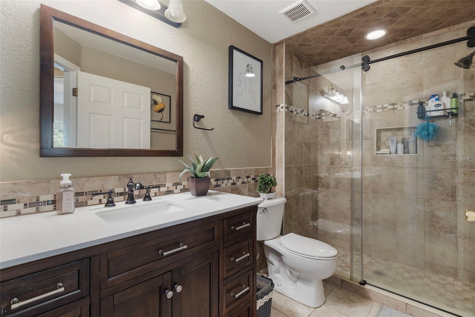 3953 VEHLIN ST — photo 15
