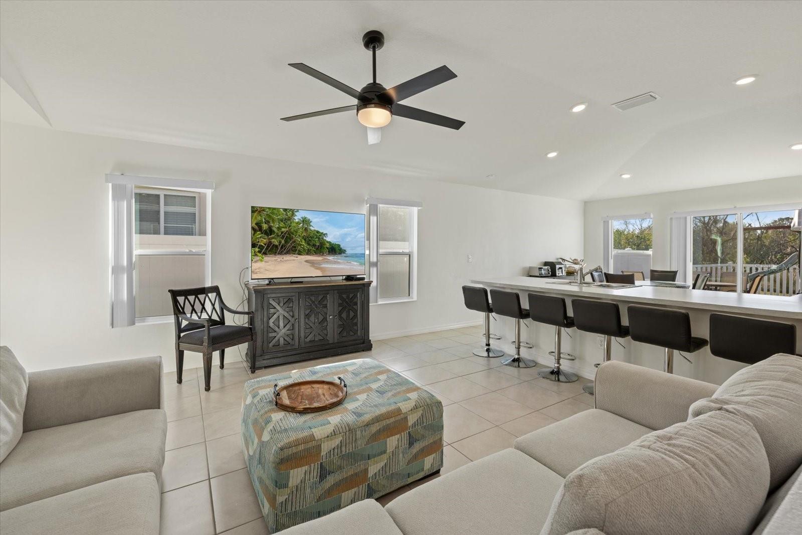 9120 SANDY BLUFFS CIR — photo 14