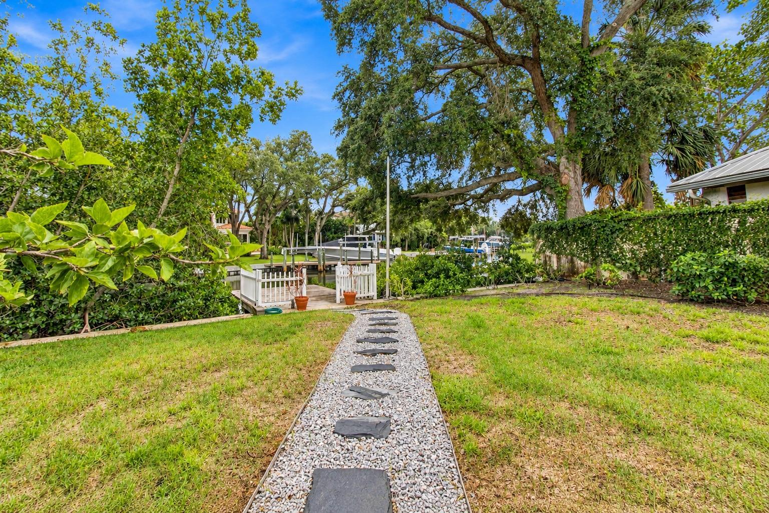 5104 W SAN JOSE ST — photo 23