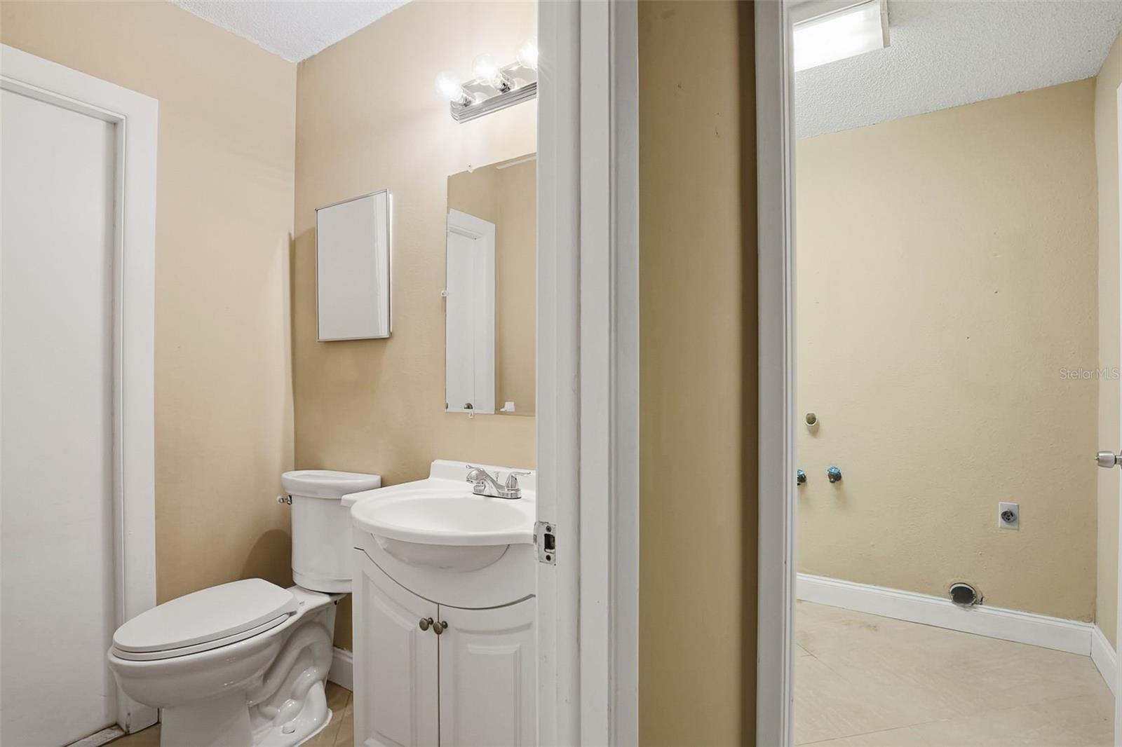 15908 BRIDGEWATER LN — photo 21