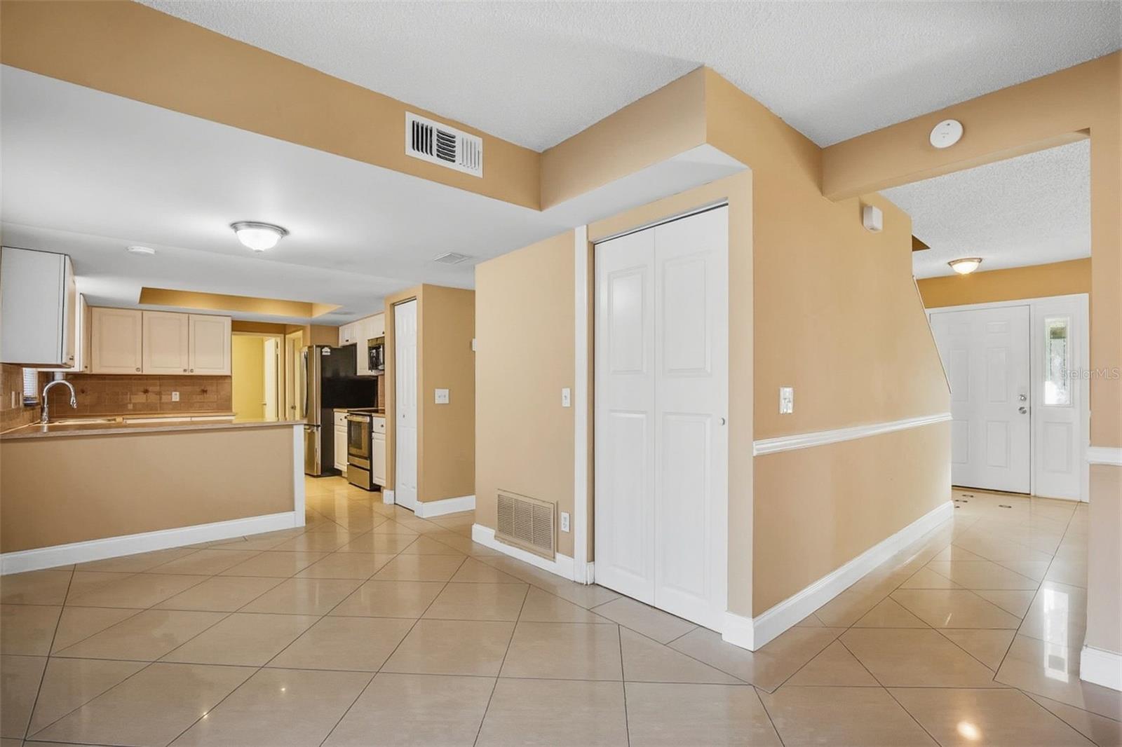 15908 BRIDGEWATER LN — photo 15