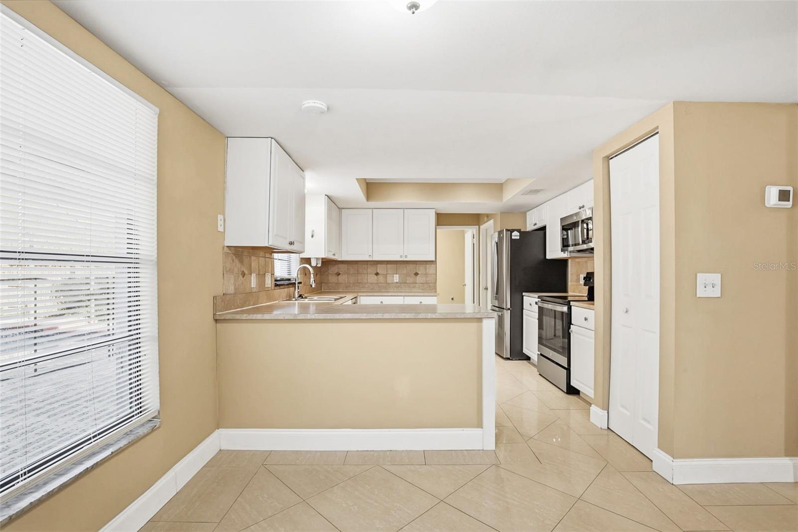 15908 BRIDGEWATER LN — photo 17